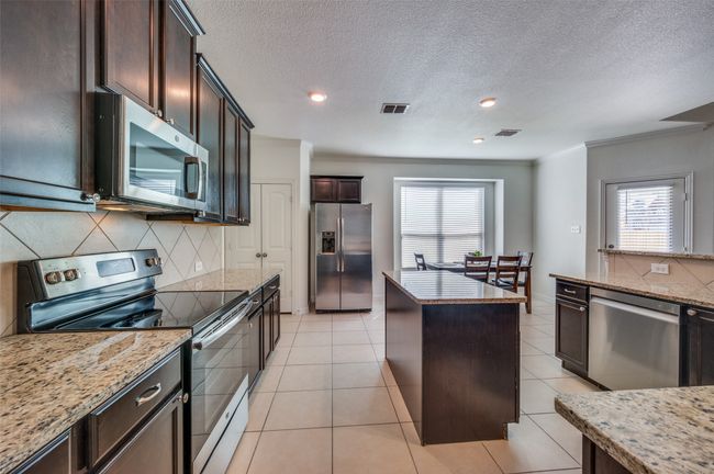 11812 Patton Dr, House other with 5 bedrooms, 3 bathrooms and null parking in Frisco TX | Image 12