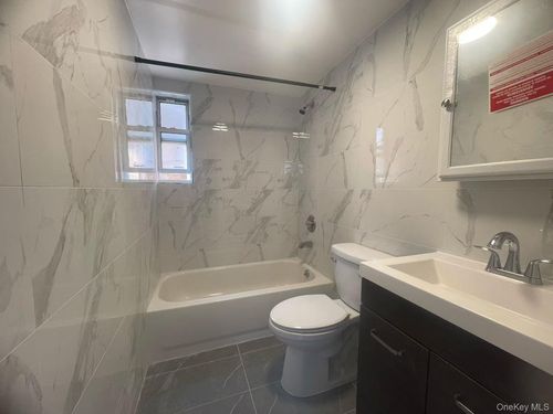 14916 Barclay Avenue, New York, NY, 11355 | Card Image