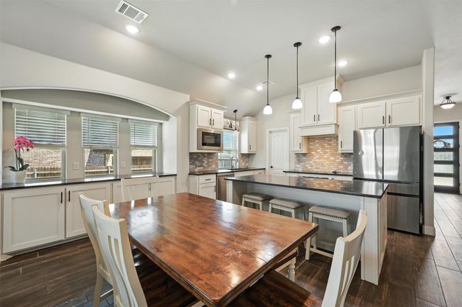 3829 Honey Grove Dr, House other with 4 bedrooms, 3 bathrooms and null parking in Midlothian TX | Image 4