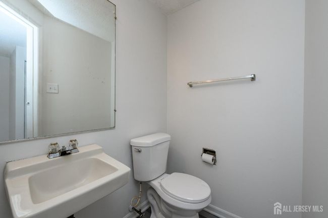 641 Lamberton St, House other with 3 bedrooms, 2 bathrooms and null parking in Trenton NJ | Image 10