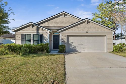 18 Pacific Dr, PALM COAST, FL, 32164-7566 | Card Image