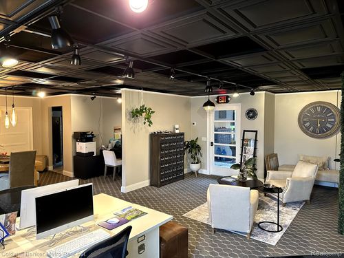 1362 W Huron St, Waterford, MI, 48328-3678 | Card Image