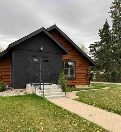 1140 N Ames St, Spearfish, SD, 57783-1706 | Card Image