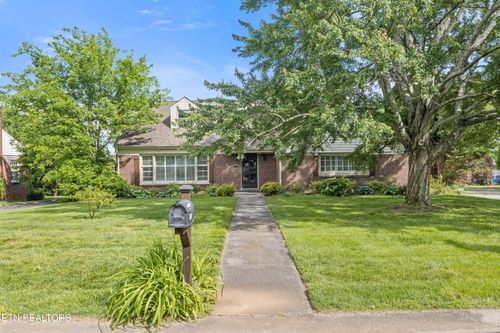 1628 Linda Ln, Maryville, TN, 37803-5620 | Card Image