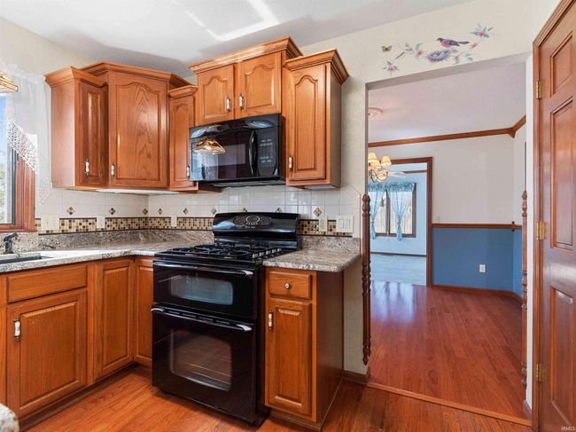 4173 Shoreline Blvd, House other with 3 bedrooms, 3 bathrooms and null parking in New Haven IN | Image 8