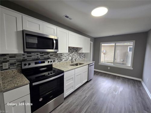 5008 Christian Cir, Virginia Beach, VA, 23464-6203 | Card Image
