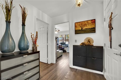 1100-2851 S Valley View Boulevard, Las Vegas, NV, 89102 | Card Image