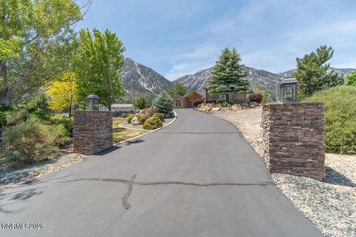 746 Foothill Rd, Gardnerville, NV, 89460-6529 | Card Image