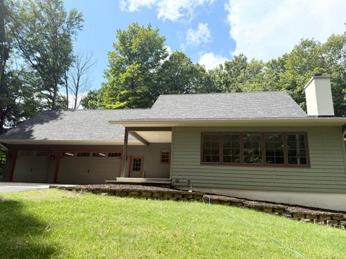 8606 Lakewood Trl, Berrien Center, MI, 49102 | Card Image