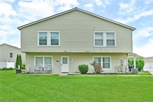 unit-c-2822 Ivy Hill Cir, Cortland, OH, 44410-9379 | Card Image