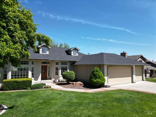 2616 Toma Ct, Nampa, ID, 83686-8332 | Card Image