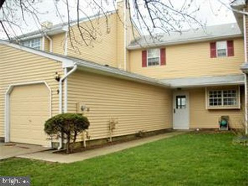 9 Hanover Ct, BORDENTOWN, NJ, 08505-3118 | Card Image