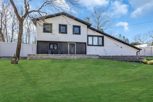 37 Carldon Ln, Hauppauge, NY, 11788-3027 | Card Image