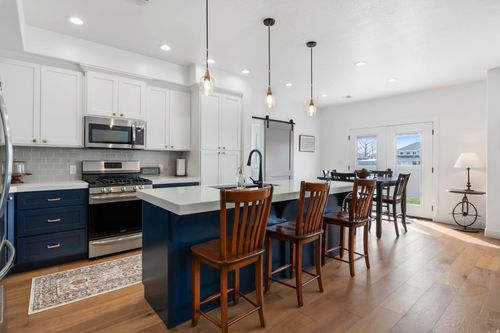 163 N 750 W, Springville, UT, 84663-5863 | Card Image