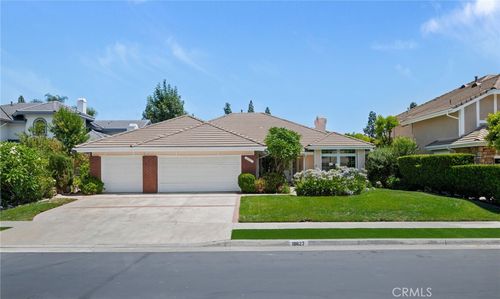 18627 Hillsboro Rd, Porter Ranch, CA, 91326-3913 | Card Image