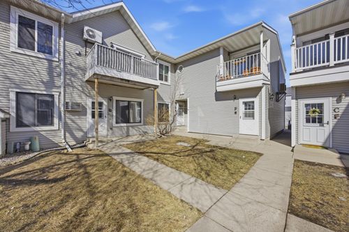 b-3317 15th Ave S, Fargo, ND, 58103-8423 | Card Image