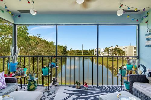 303-5884 Morningstar Cir, Delray Beach, FL, 33484-8516 | Card Image