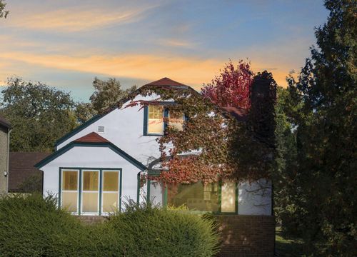 2195 Jefferson Ave, Saint Paul, MN, 55105-1306 | Card Image