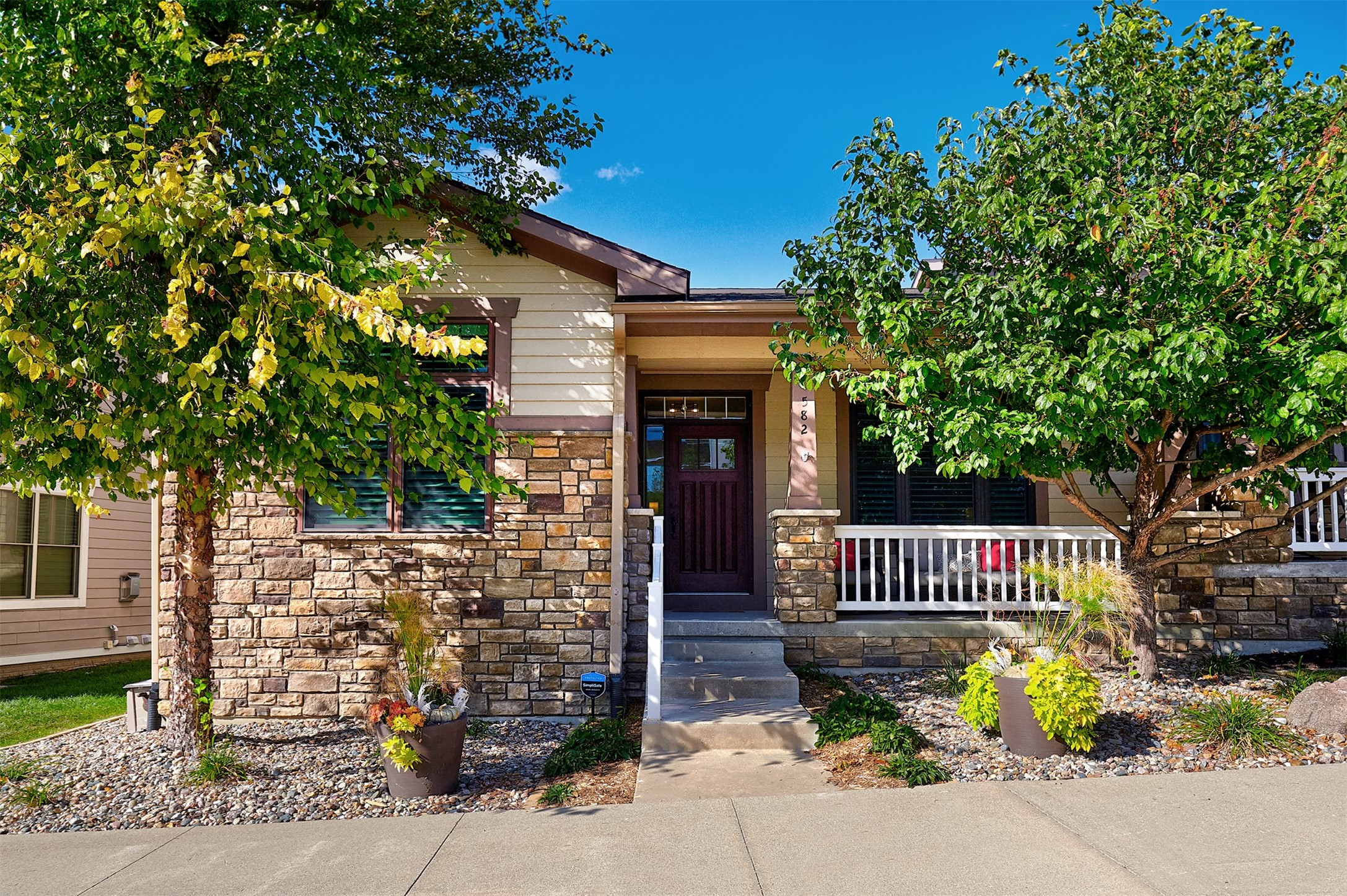 Crescent Way, West Des Moines, IA 50266