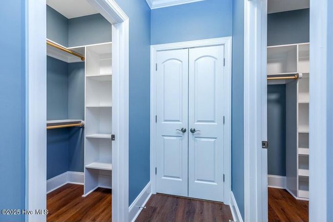 Double Doors to the Bath | Image 23