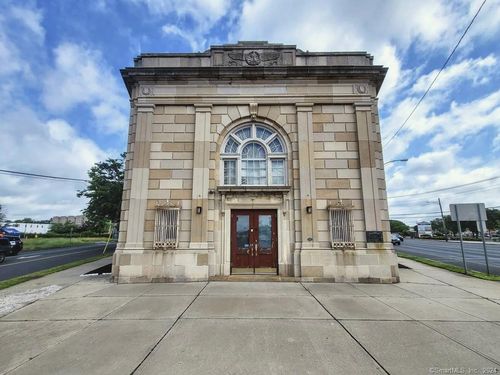 1 Circular Ave, Hamden, CT, 06514-4002 | Card Image