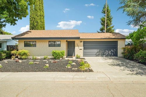 2606 Bueno Dr, Davis, CA, 95616-0439 | Card Image