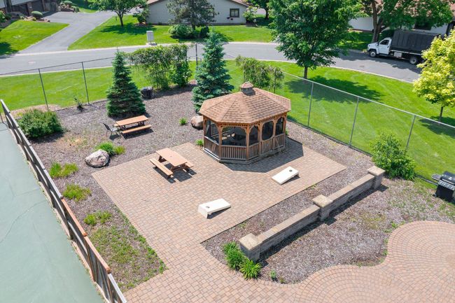 5605 Donegal Dr, Townhouse with 2 bedrooms, 2 bathrooms and null parking in Saint Paul MN | Image 52