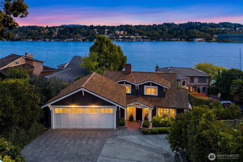 6952 96th Avenue Se, Mercer Island, WA, 98040 | Card Image