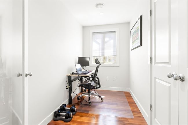 UNIT-2 - 112 W 9 Th St, Condo with 3 bedrooms, 2 bathrooms and 1 parking in Boston MA | Image 14
