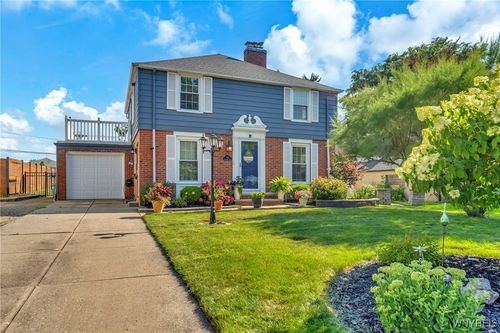 171 Woodcrest Blvd, Buffalo, NY, 14223-1358 | Card Image