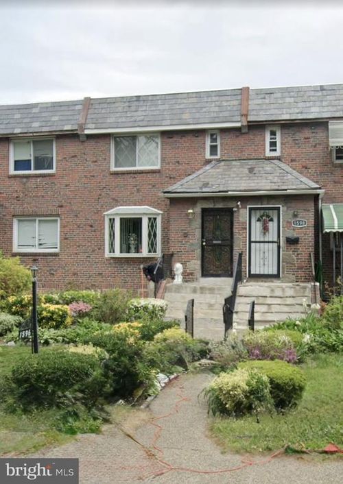 1596 Park Blvd, CAMDEN, NJ, 08103-2757 | Card Image