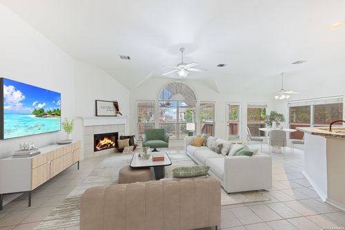 7902 Sierra Verde, San Antonio, TX, 78240-1916 | Card Image