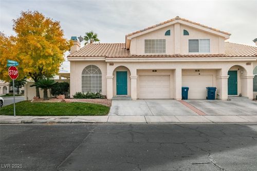 8017 Simone Ave, Las Vegas, NV, 89147-5028 | Card Image