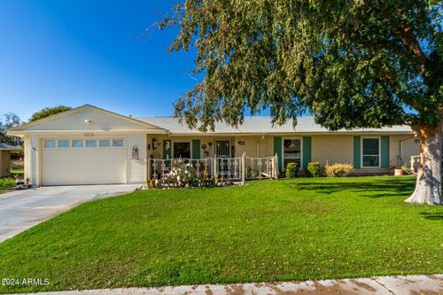 10213 W Kingswood Cir, Sun City, AZ, 85351-1938 | Card Image