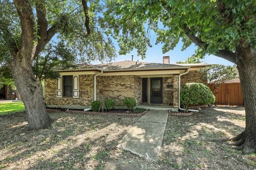 2202 Daniel Way, Carrollton, TX, 75006-1644 | Card Image