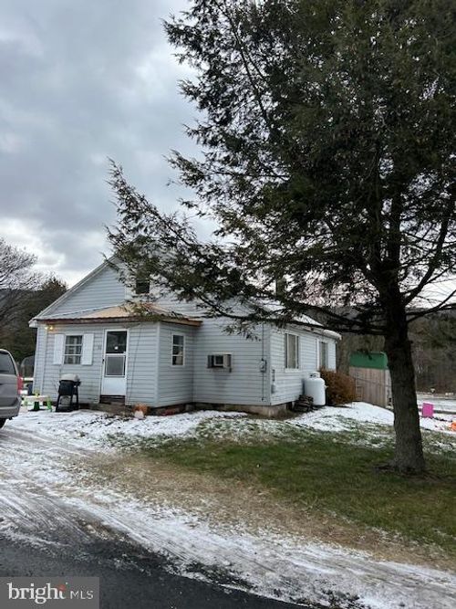 30 New Lancaster Valley Rd, MILROY, PA, 17063-9501 | Card Image