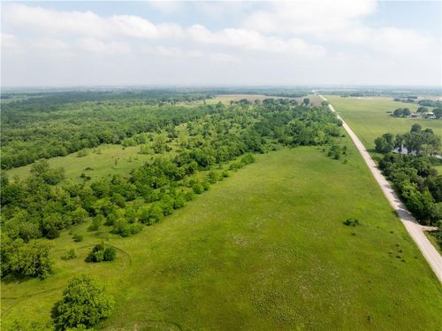 0000 New Lancaster Rd, La Cygne, KS, 66040 | Card Image