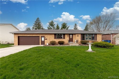 138 Coventry Road, Amherst, NY, 14221 | Card Image