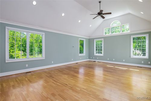 8936 Lady Ln, Hayes, VA, 23072-4411 | Card Image