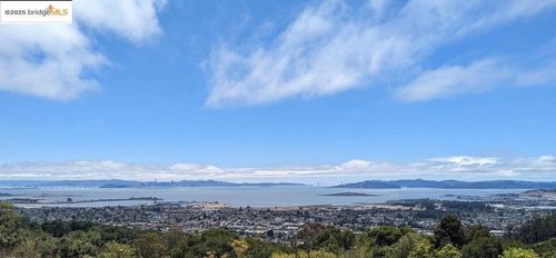 7788 Moeser Ln, El Cerrito, CA, 94530-3000 | Card Image