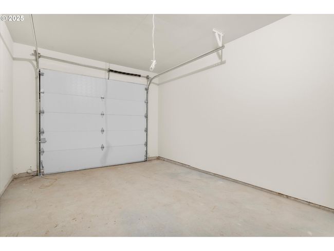 6307 Se Chloe Rose Way, House attached with 3 bedrooms, 3 bathrooms and 1 parking in Milwaukie OR | Image 28