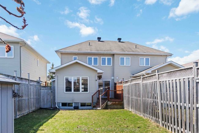 28 Moe Robillard St, House attached with 3 bedrooms, 3 bathrooms and 2 parking in Arnprior ON | Image 30