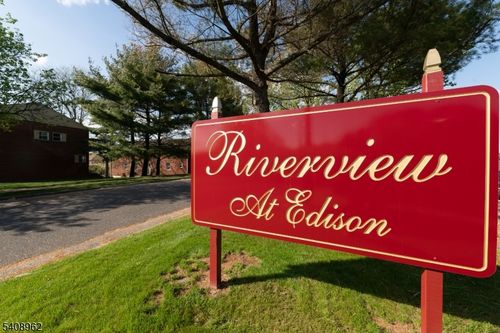 apt-2b-93 Fox Rd, Edison, NJ, 08817-4951 | Card Image