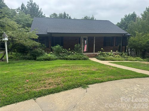 8024 Bradford Ln, Denver, NC, 28037-8041 | Card Image