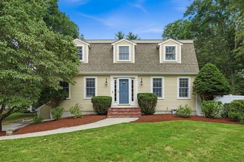 351 Old Farm Rd, Hanover, MA, 02339-1858 | Card Image