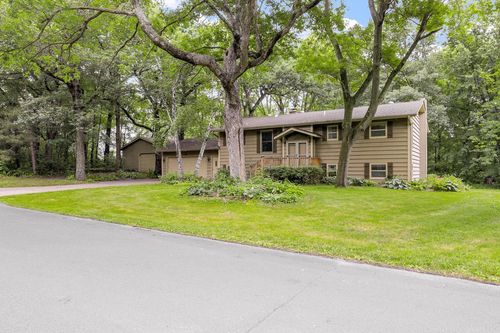 4775 126th Street Ct N, Saint Paul, MN, 55110-5917 | Card Image