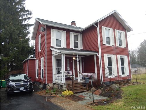 420 Pleasant Ave, Hamburg, NY, 14075-4720 | Card Image