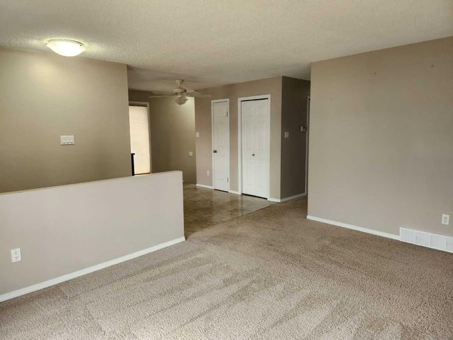 5002 53 Avenue, House other with 3 bedrooms, 2 bathrooms and 4 parking in Kitscoty AB | Image 4