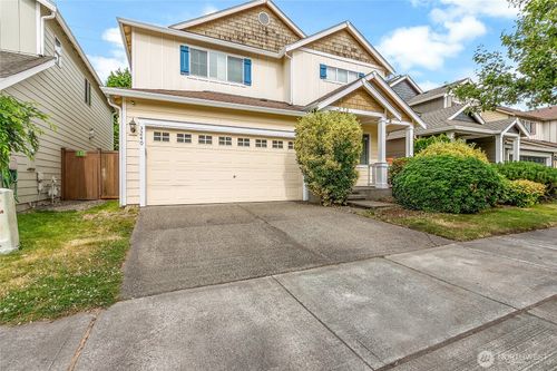3240 Destination Ave E, Fife, WA, 98424-3880 | Card Image