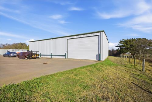 2650 Highway 290 W, Brenham, TX, 77833-6827 | Card Image